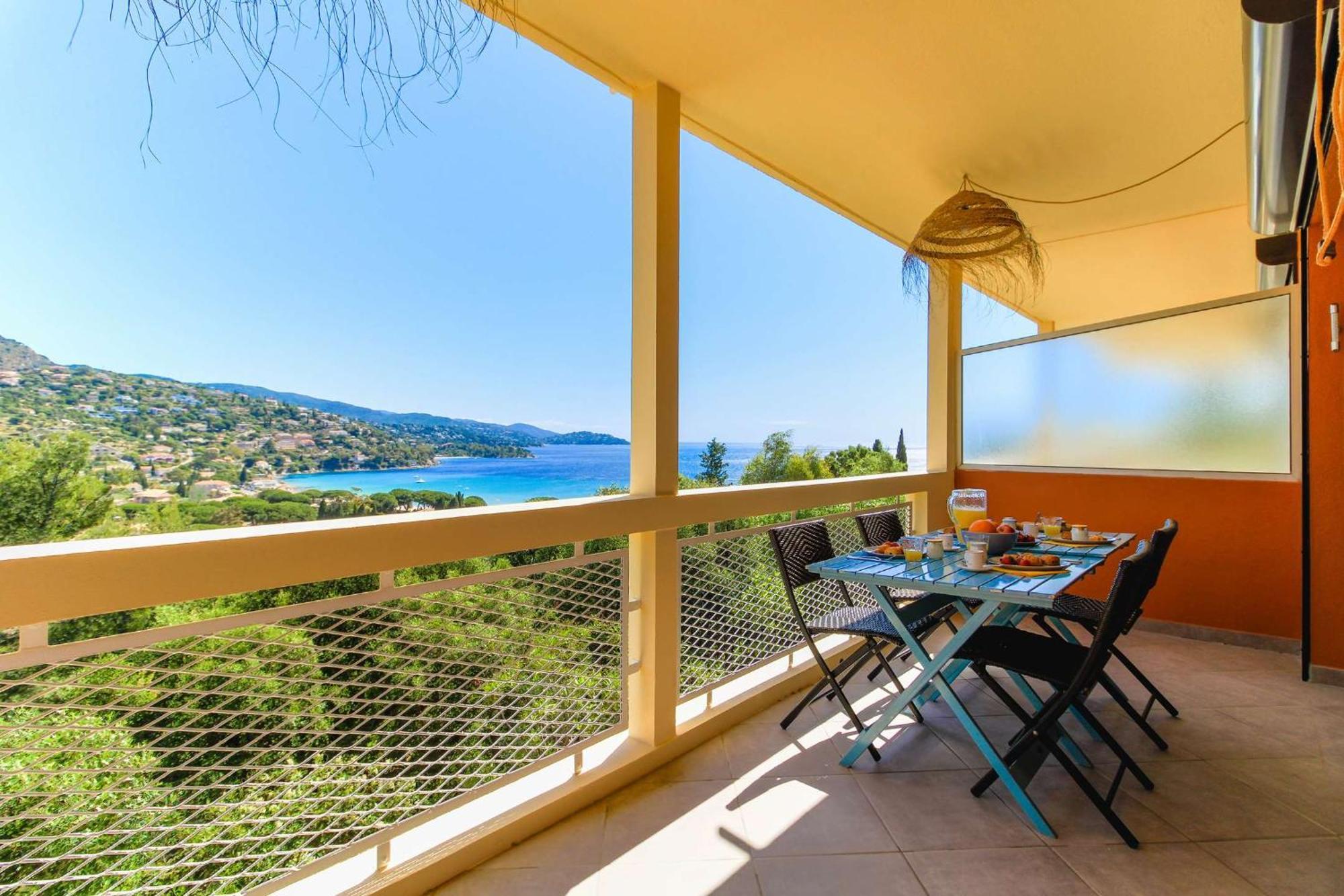Select'Sohome - Appartement Pour 4 Personnes Avec Vue Mer A Saint-Clair ! - Zadig Le Lavandou Exterior foto